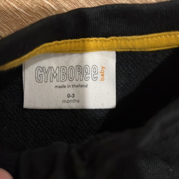 Black overalls 0-3 - Picture 2 of 3